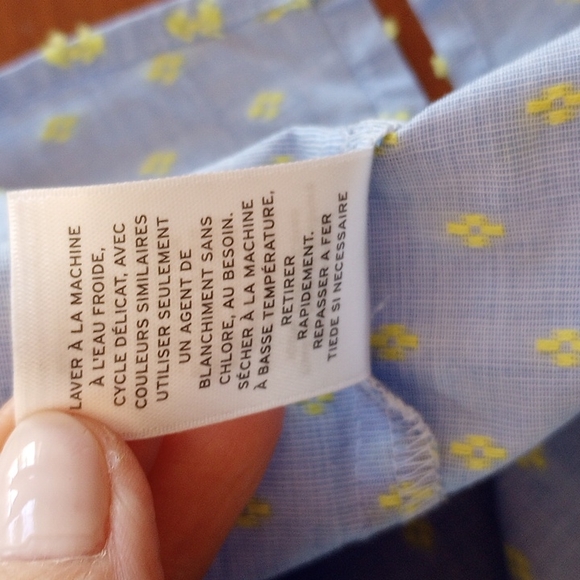 Halogen Preppy Puffy Elbow Sleeve Blouse Size:S Color: Light Blue/Yellow - Picture 11 of 12